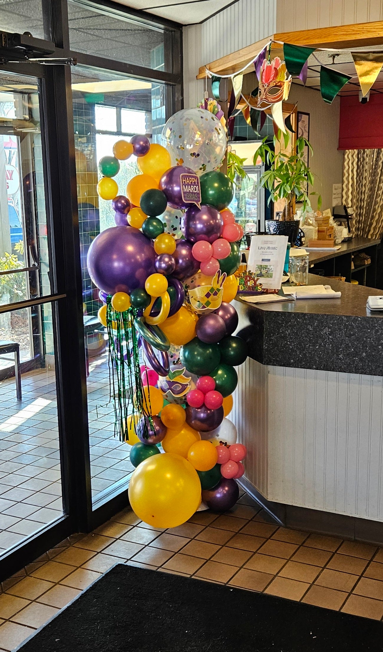 Balloon tower entrance display Connecticut