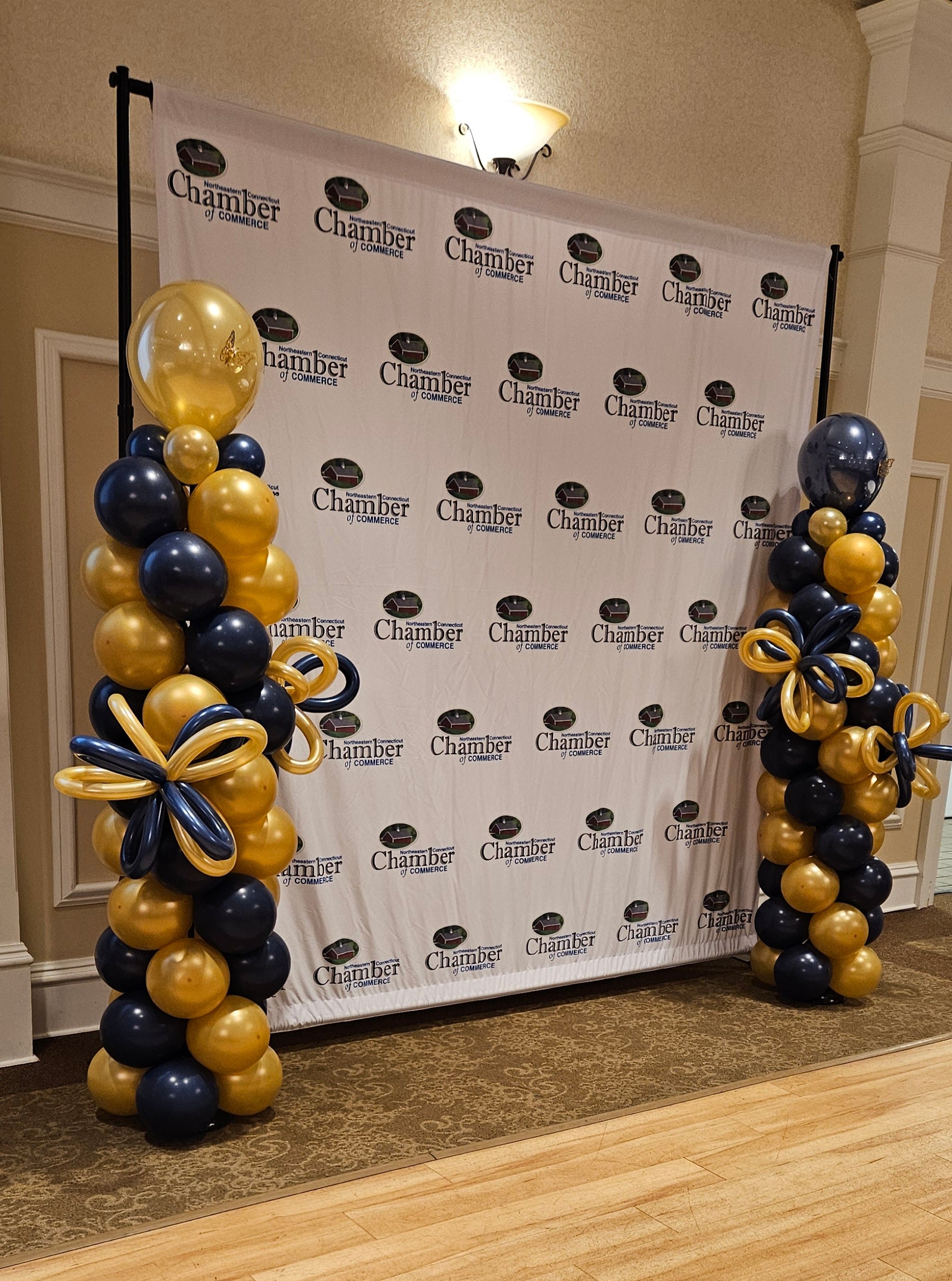 chamber of commerce event balloon decor Eastern CT
